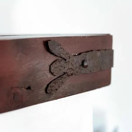 Apartman Design With Historic Beams Cotto Lombardo *
